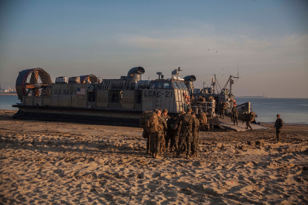 31st MEU returns to their ships