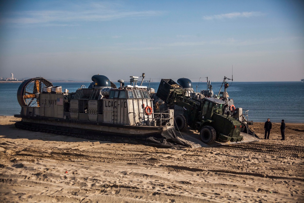 31st MEU returns to their ships