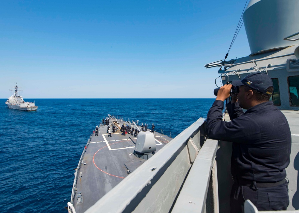 USS Stout (DDG 55) towing exercise