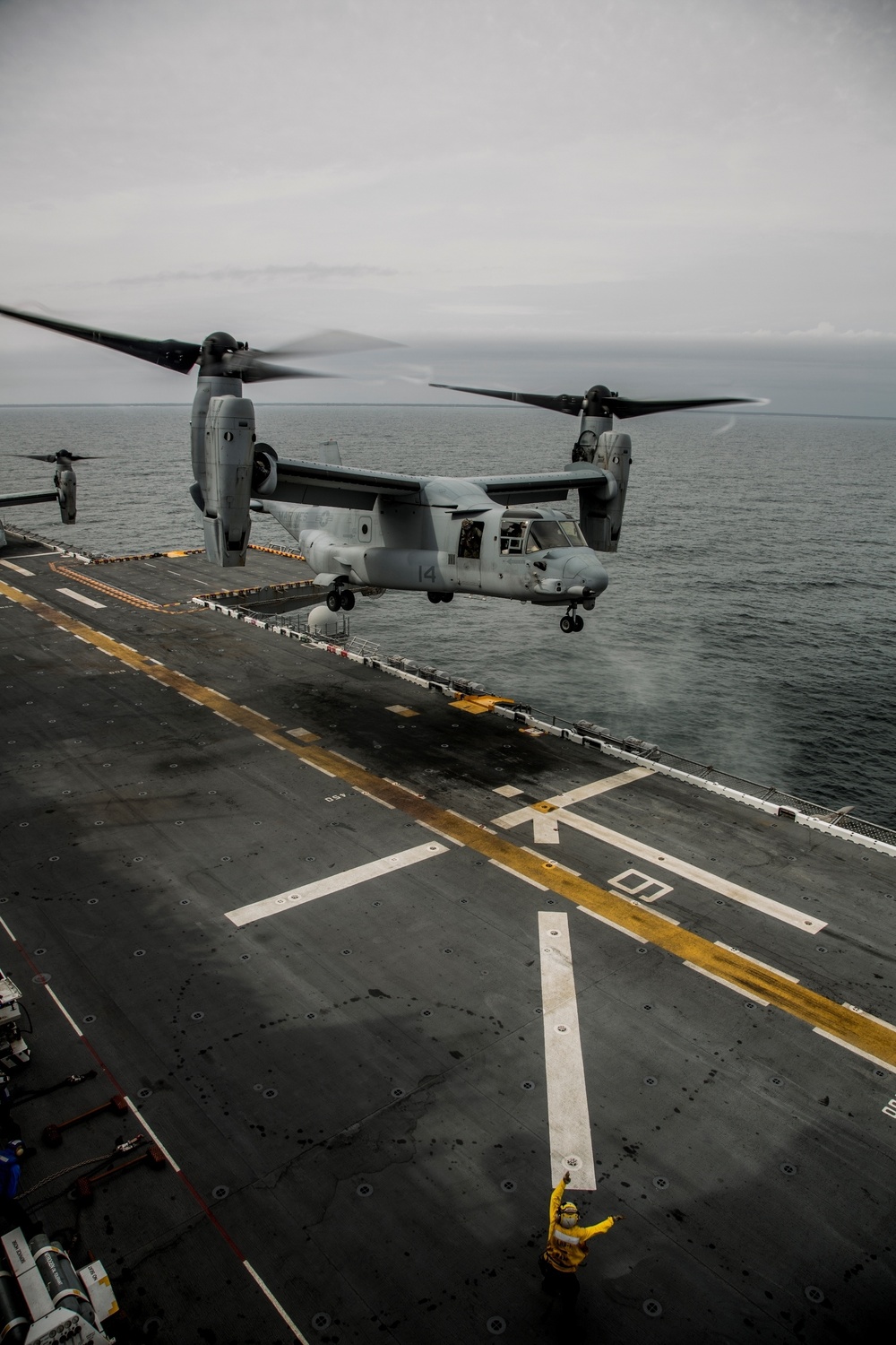 BLT 1/6 Alpha Co Debarks USS Wasp