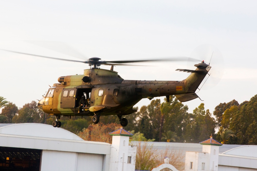 U.S. &amp; Spanish aviation assets conduct familiarity training