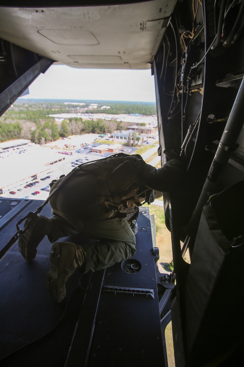 Where the ground meets the sky: VMM-266 and 2/8 work together