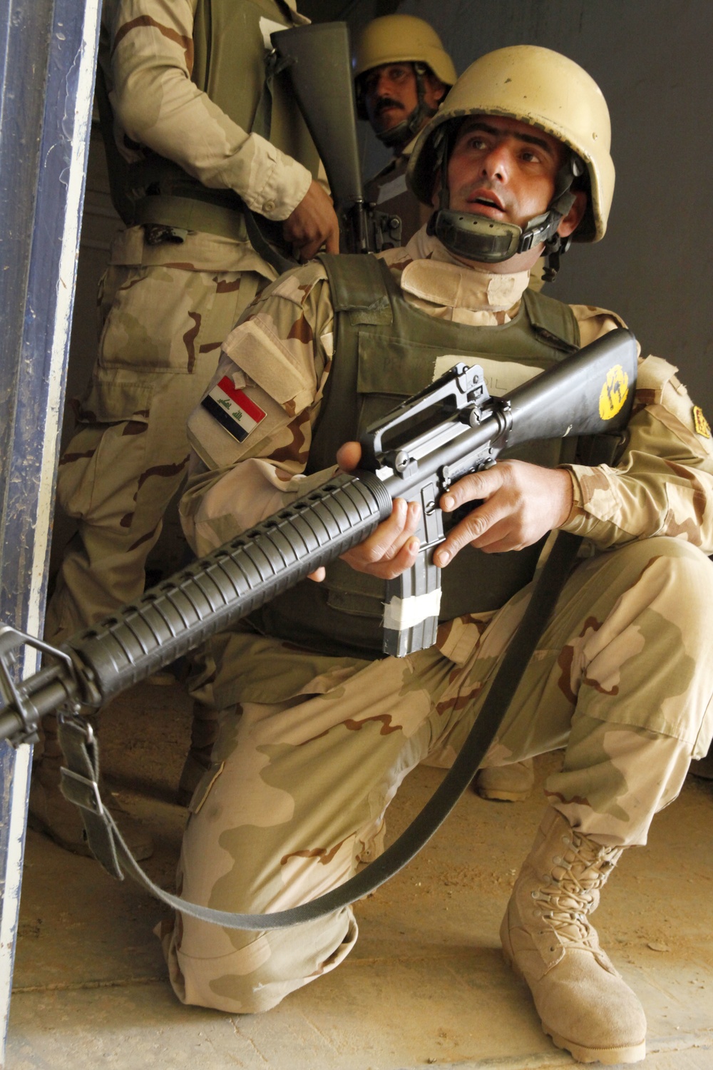 Iraqi soldiers sharpen tactical skills in forcible entry, room clearing training