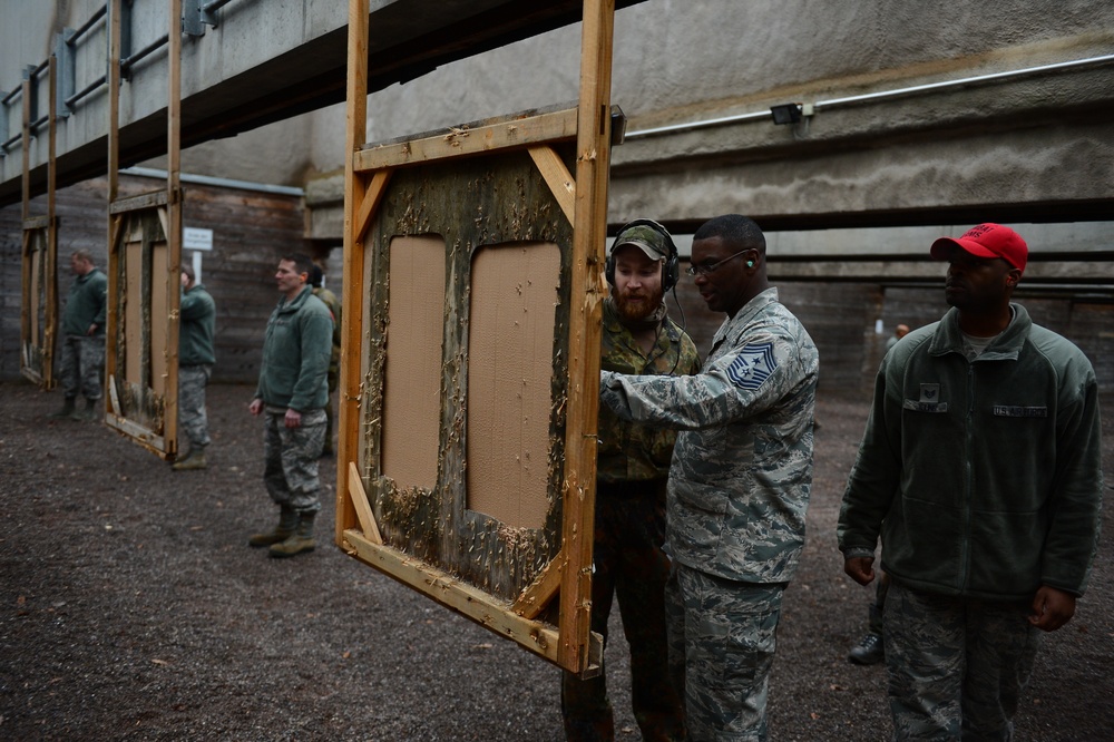 Gen. Gorenc visits Spangdahlem, Buechel