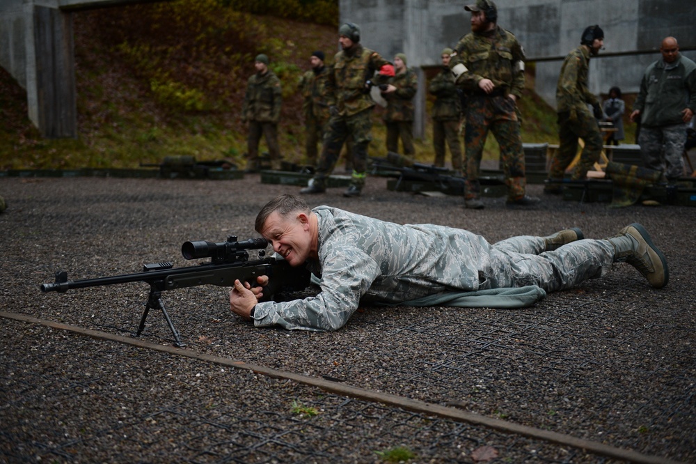 Gen. Gorenc visits Spangdahlem, Buechel