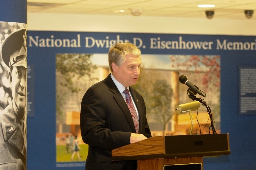 American Corporate Partners and USAR Partnership Signing ceremony