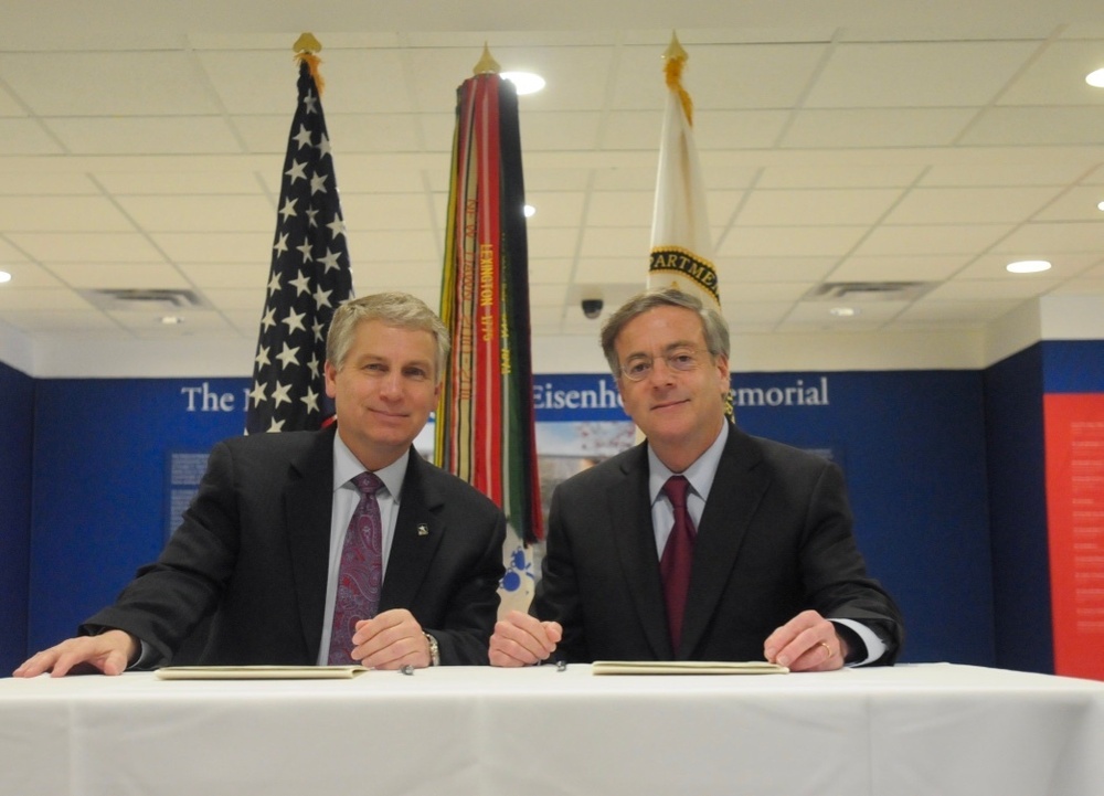 American Corporate Partners and USAR Partnership Signing ceremony