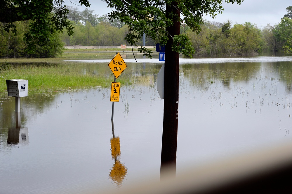 Texas National Guard responds to floods in Southeast Texas