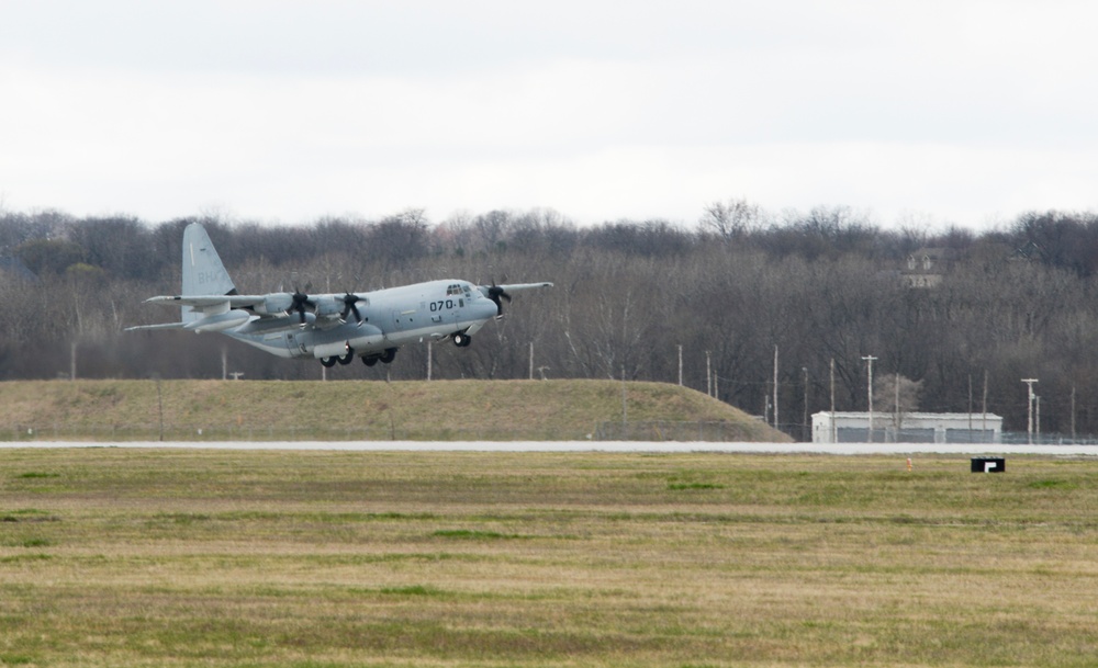 US Army Reserve unit jumps at Wright-Patterson Air Force Base