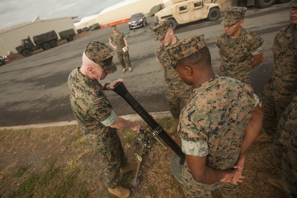 Top leaders from MARFORPAC, DLA visit Marines from 3rd Marine Regiment