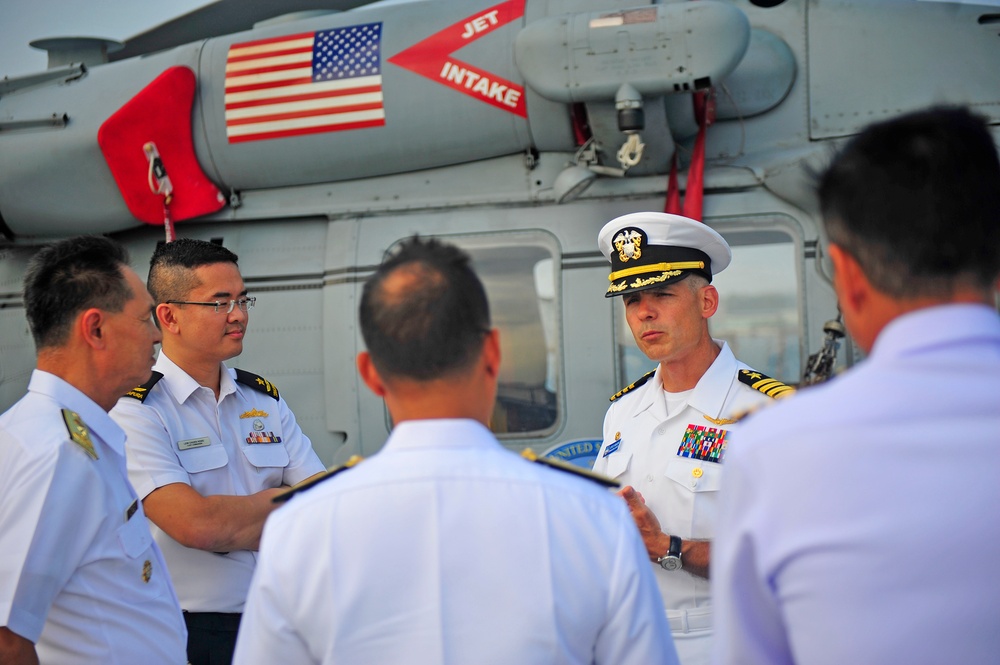 USS Blue Ridge operations in Singapore