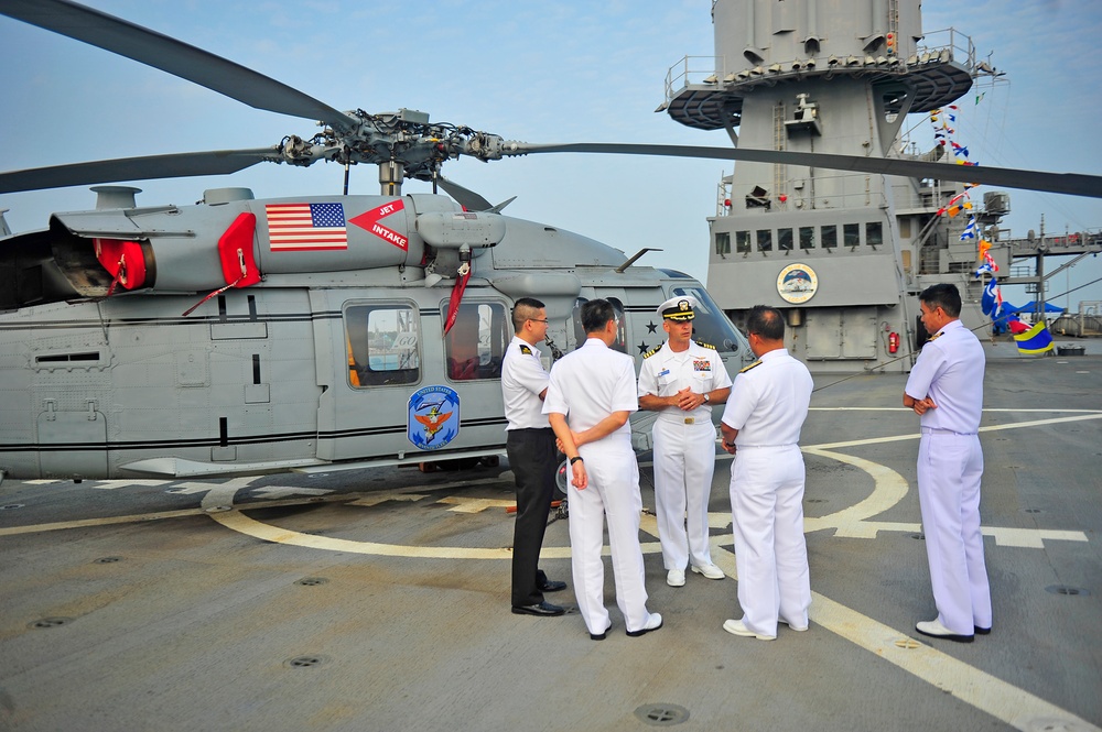 USS Blue Ridge operations in Singapore