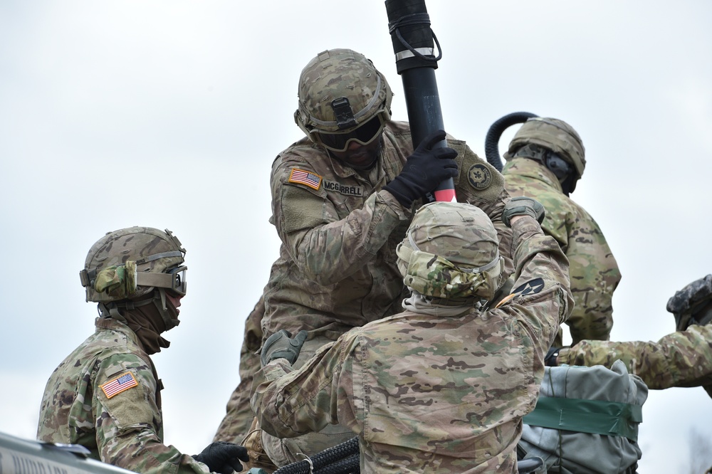 Field Artillery, 2CR, conducts sling load training with M777