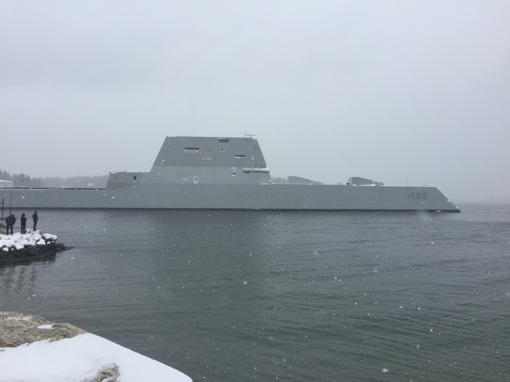 USS Zumwalt departs shipyard