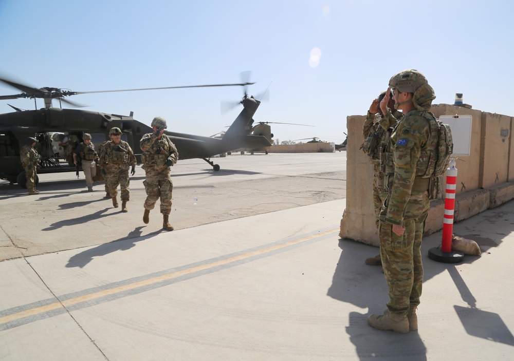 Maj. Gen. Volesky, Command Sgt. Maj. Nowak visit Camp Taji