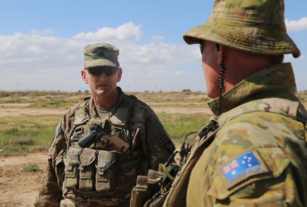 Maj. Gen. Volesky, Command Sgt. Maj. Nowak visit Camp Taji