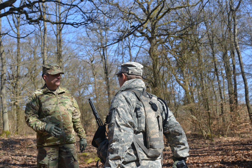 USAREUR EFMB 2016 Members of the local Fire Department, Red Cross and Authorities visit the EFMB Site. The visit was coordinated by the USAG Rheinland-Palz Public Affairs Office