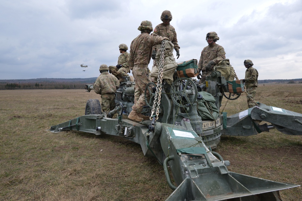 Field Artillery, 2CR, conducts sling load training with M777 Howitzers