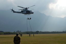 ‘Raiders’ conducts helo training with Air Force, Marine Corps counterparts