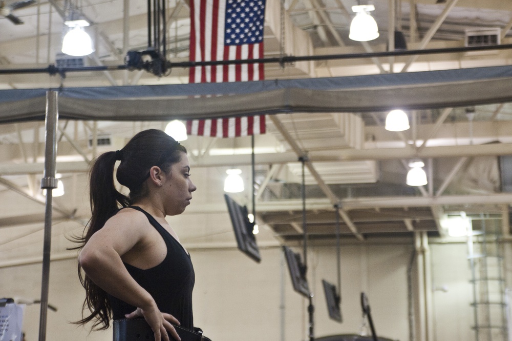 La Muerte lifts; Airman pursues powerlifting conquest