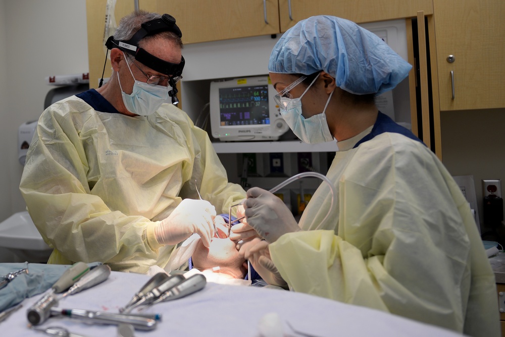 Oral surgery clinic saves patients time and money