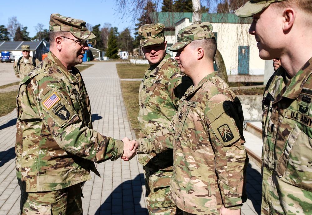 USAREUR commander visits Soldiers in Lithuania