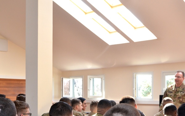 USAREUR commander visits Soldiers in Lithuania