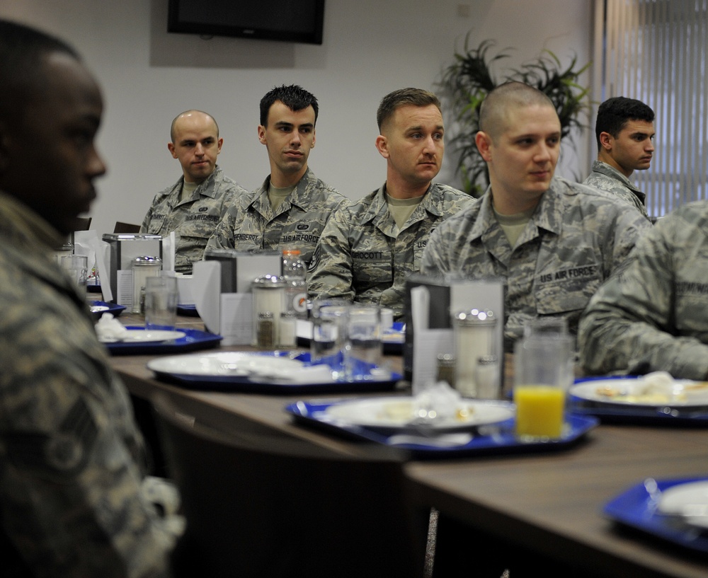 DVIDS - Images - 86th AW CCC, Airmen talk leadership, AF processes ...