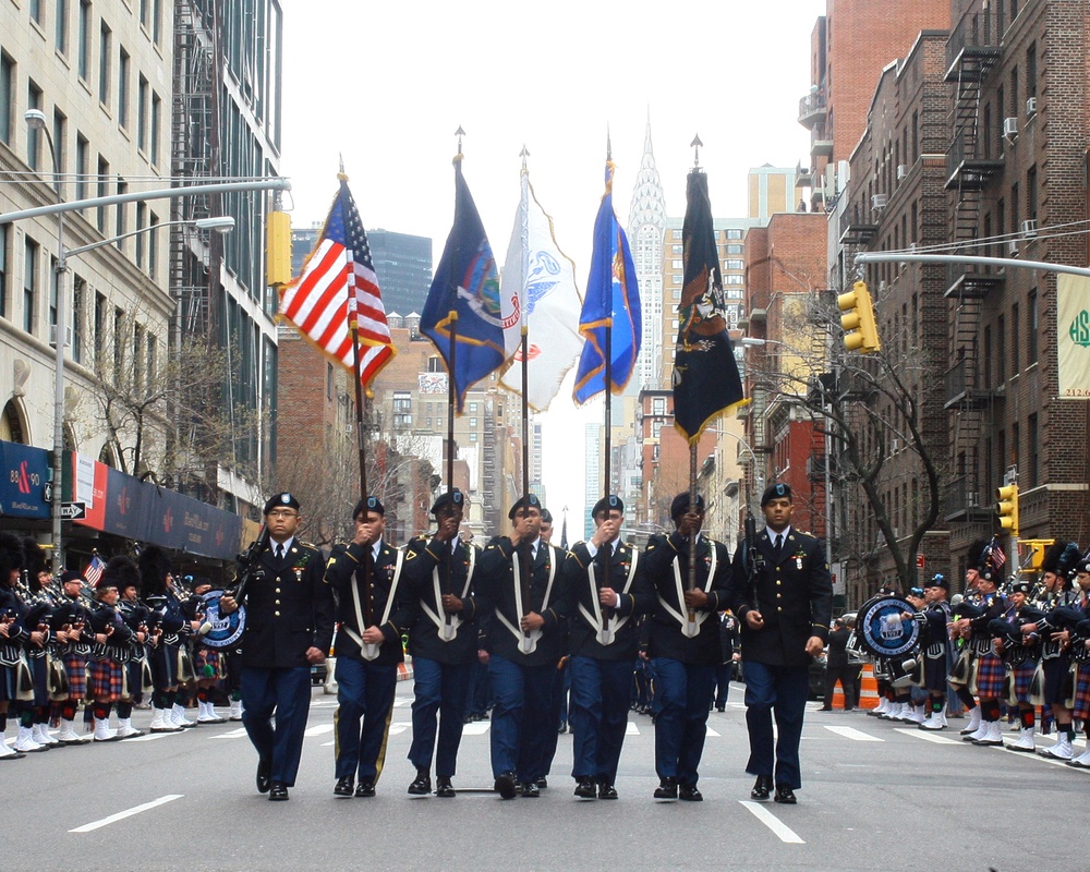 DVIDS News NY National Guard's "Fighting 69th" leads New York City