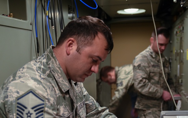 WYANG Radar Maintainers Train to keep proficiency