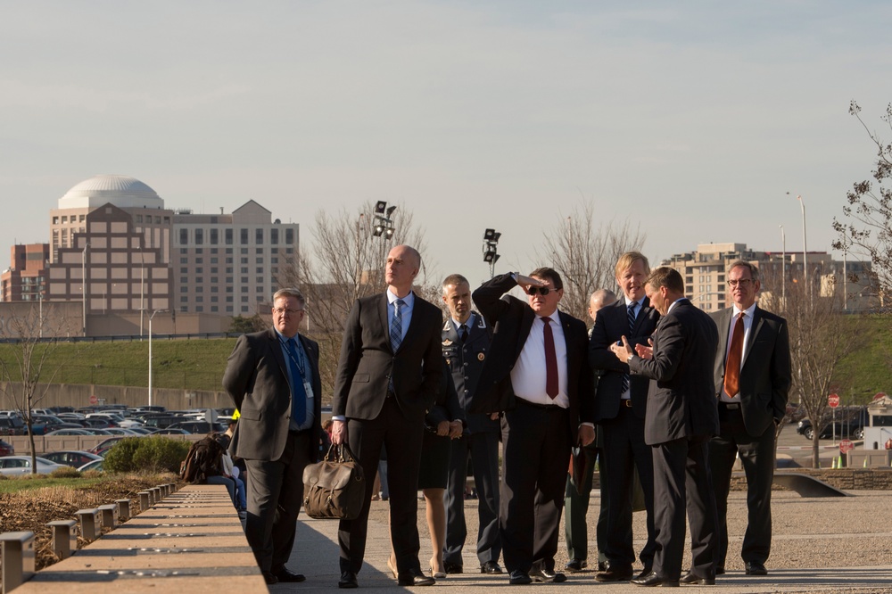 DSD meets with Norwegian Deputy Minister of Defense