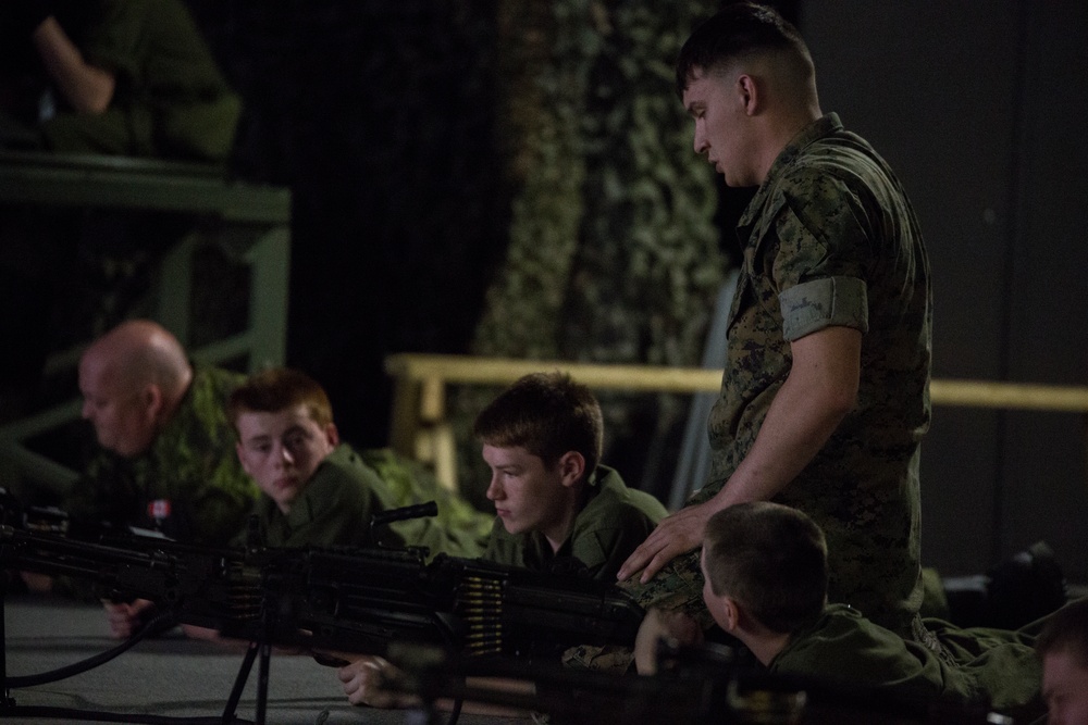 Canadian Cadets stop at ISMT during educational tour
