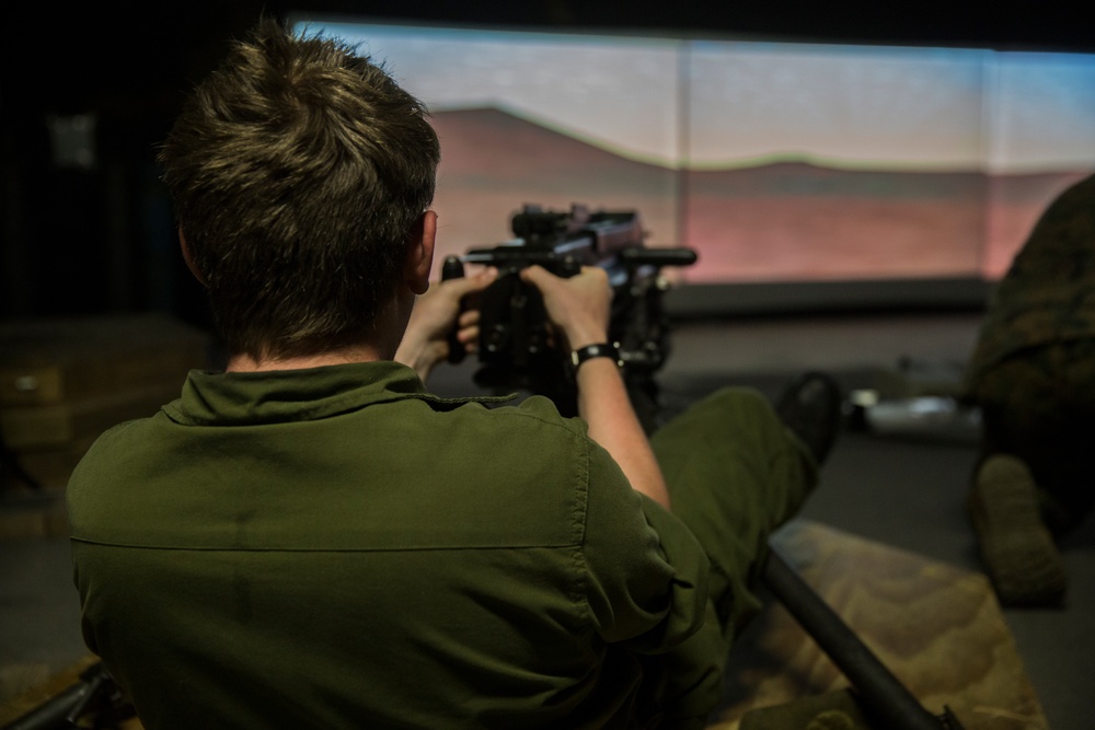 Canadian Cadets stop at ISMT during educational tour