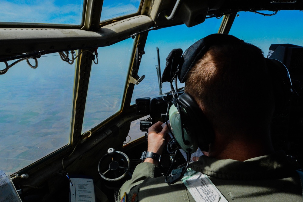 180th Airlift Squadron performs air drop