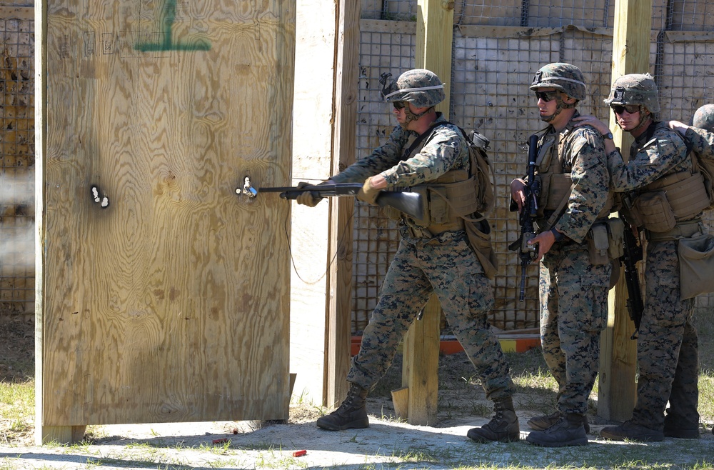 Combat engineers build, breach, shoot in unit competition