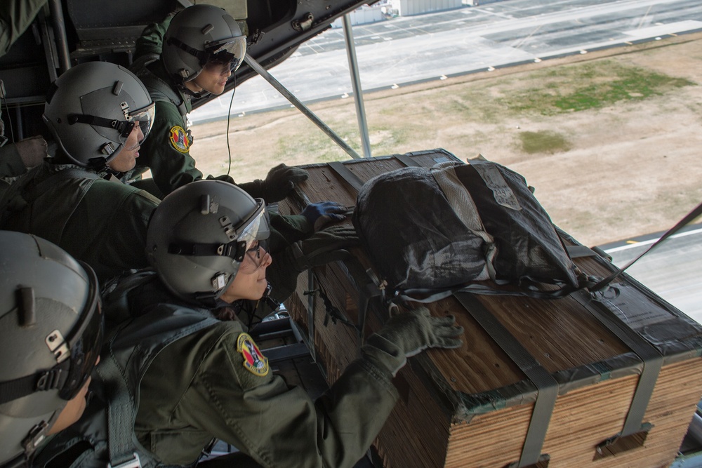 NCO exhange: JASDF Airmen fly with Hercules