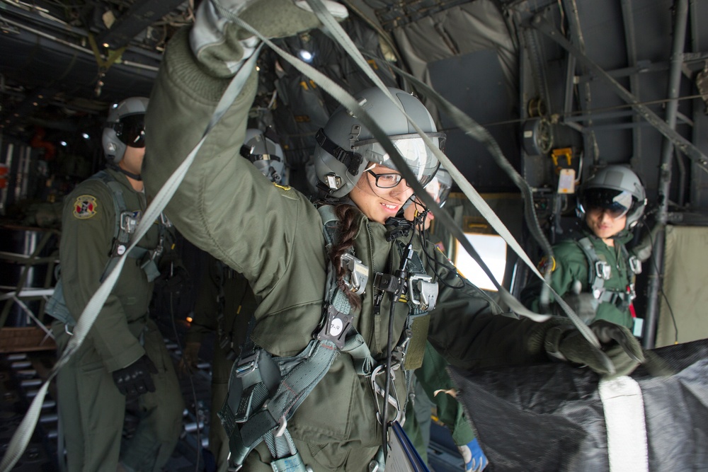 NCO exhange: JASDF Airmen fly with Hercules