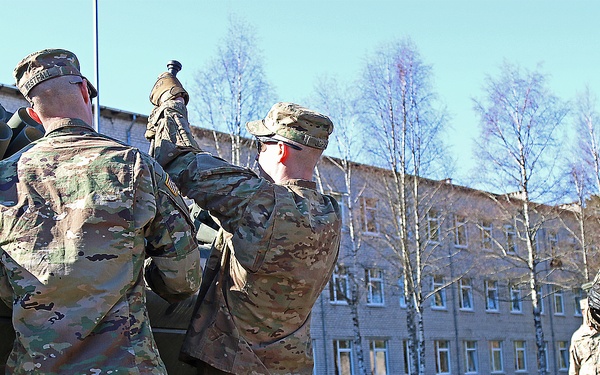 Wolfpack soldiers demonstrate Stryker safety