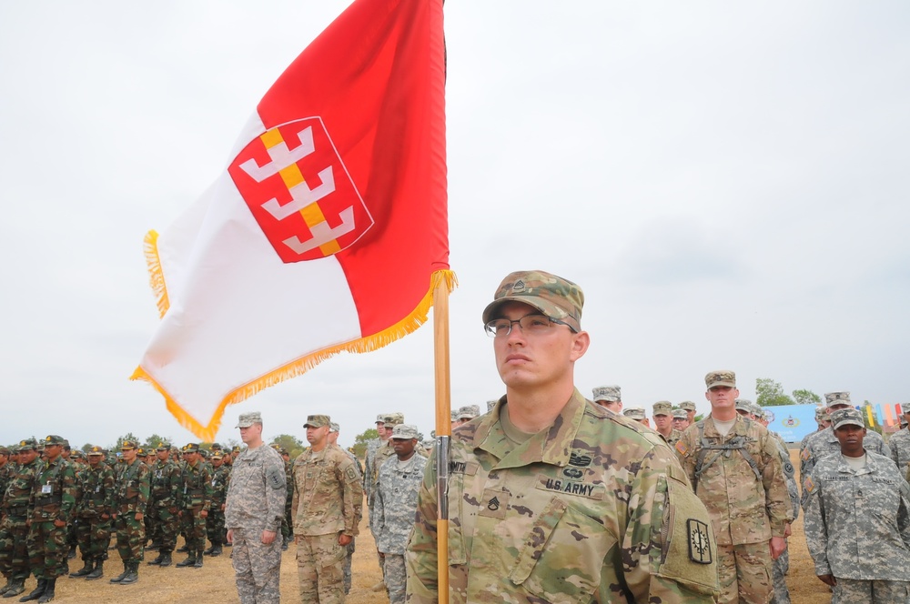 US, Cambodian forces close Angkor Sentinel 2016, celebrate strengthened partnership