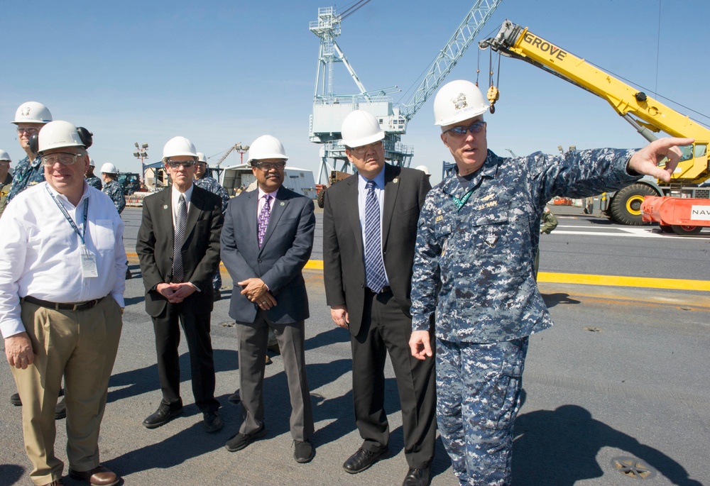 Newport News Mayor Tours CVN 78