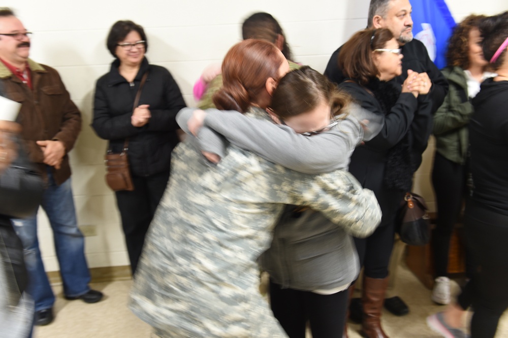 Army Reserve soldiers return home from deployment to Guantanamo Bay