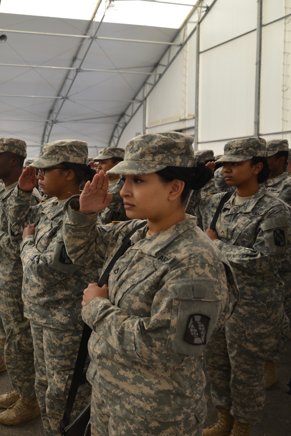 DVIDS - Images - 392nd Expeditionary Signal Battalion deploys ...