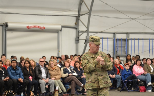 392nd Expeditionary Signal Battalion deploys approximately 300 communication soldiers to Middle East