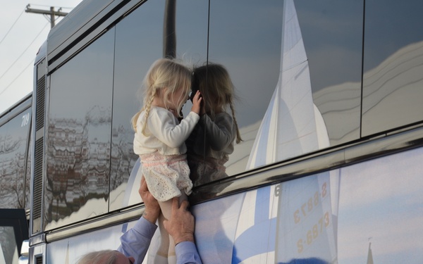 392nd Expeditionary Signal Battalion deploys approximately 300 communications soldiers to Middle East