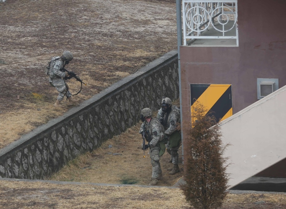 ‘Patriot’ Soldiers conduct platoon exercises in Korea