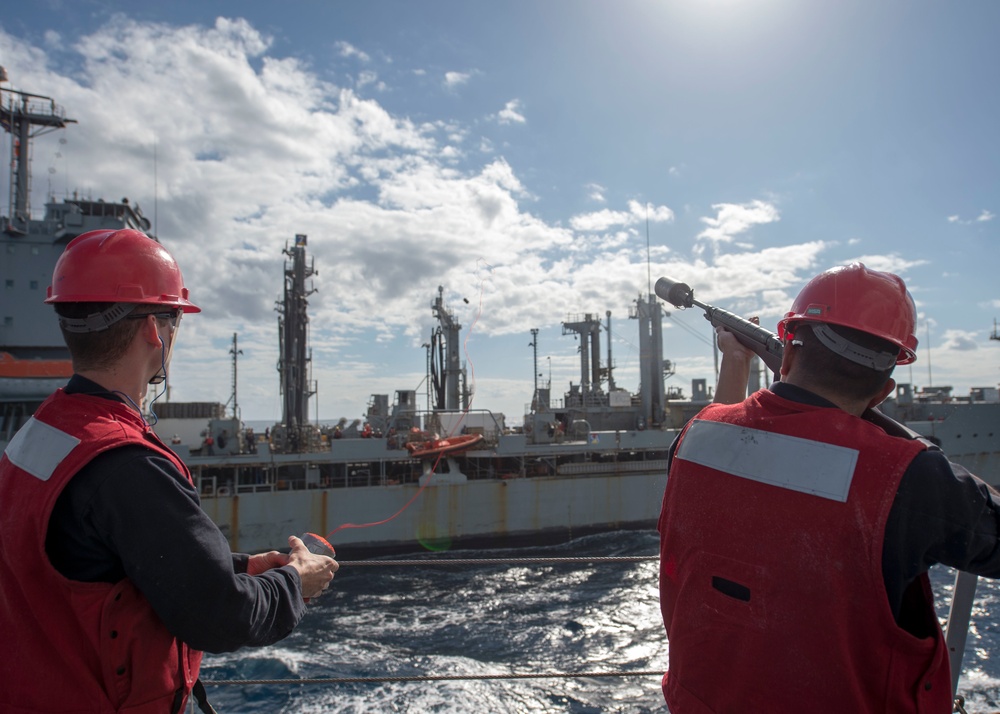 USS Roosevelt (DDG 80) RAS
