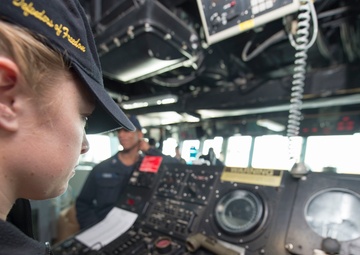 USS Roosevelt (DDG 80) RAS