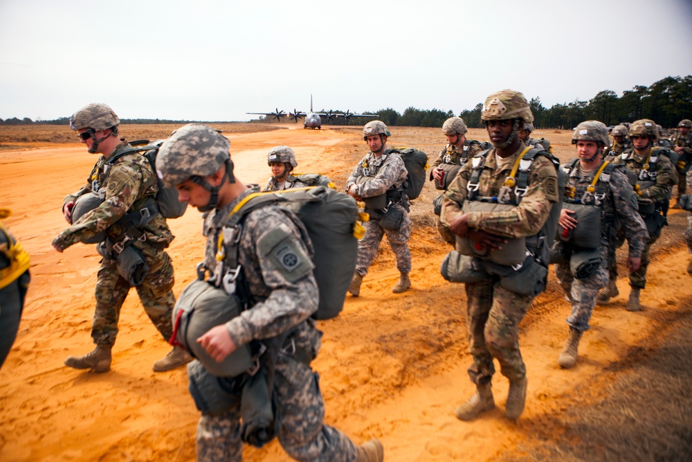 2nd Brigade Combat Team Hosts Fort Bragg's Saturday Proficiency Jump Program