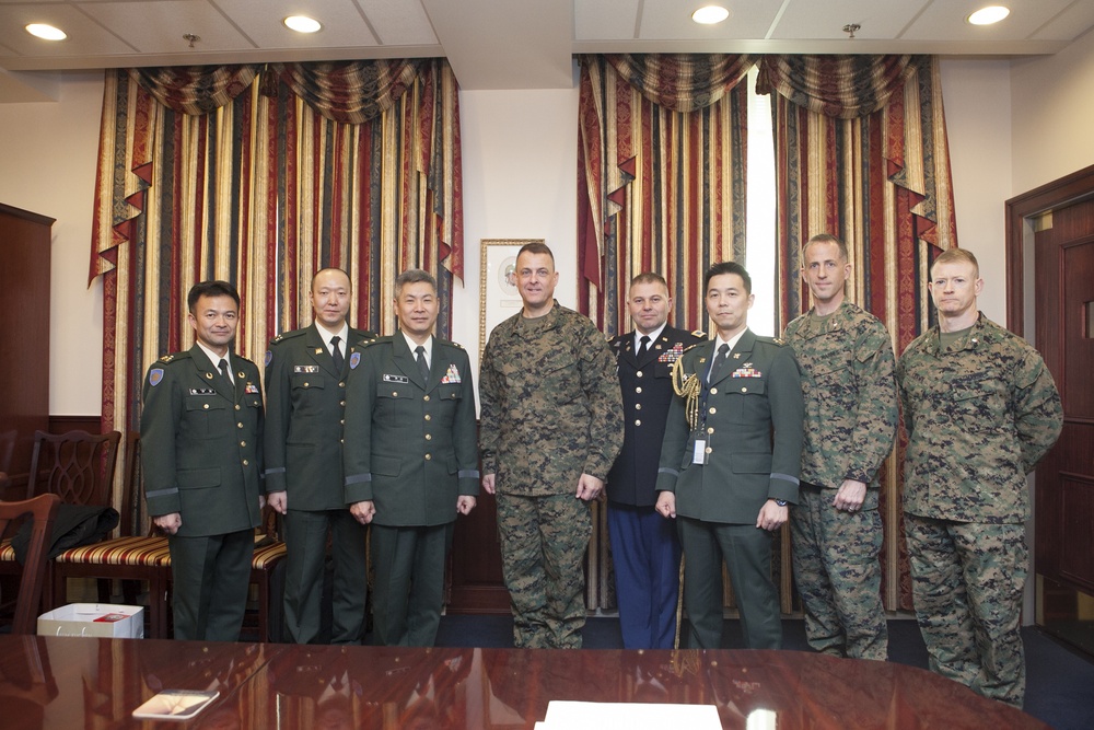 Japanese Ground Self-Defense Force and U.S. Marine Corps Sign Official &quot;Koa Dragon&quot; Documents