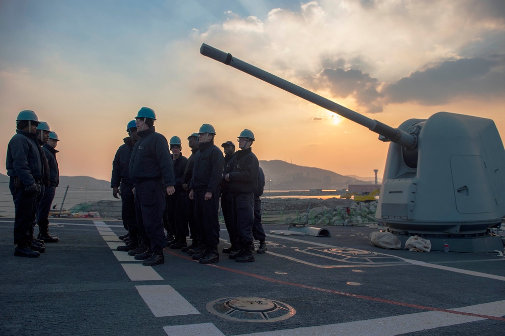 USS Benfold sea and anchor detail